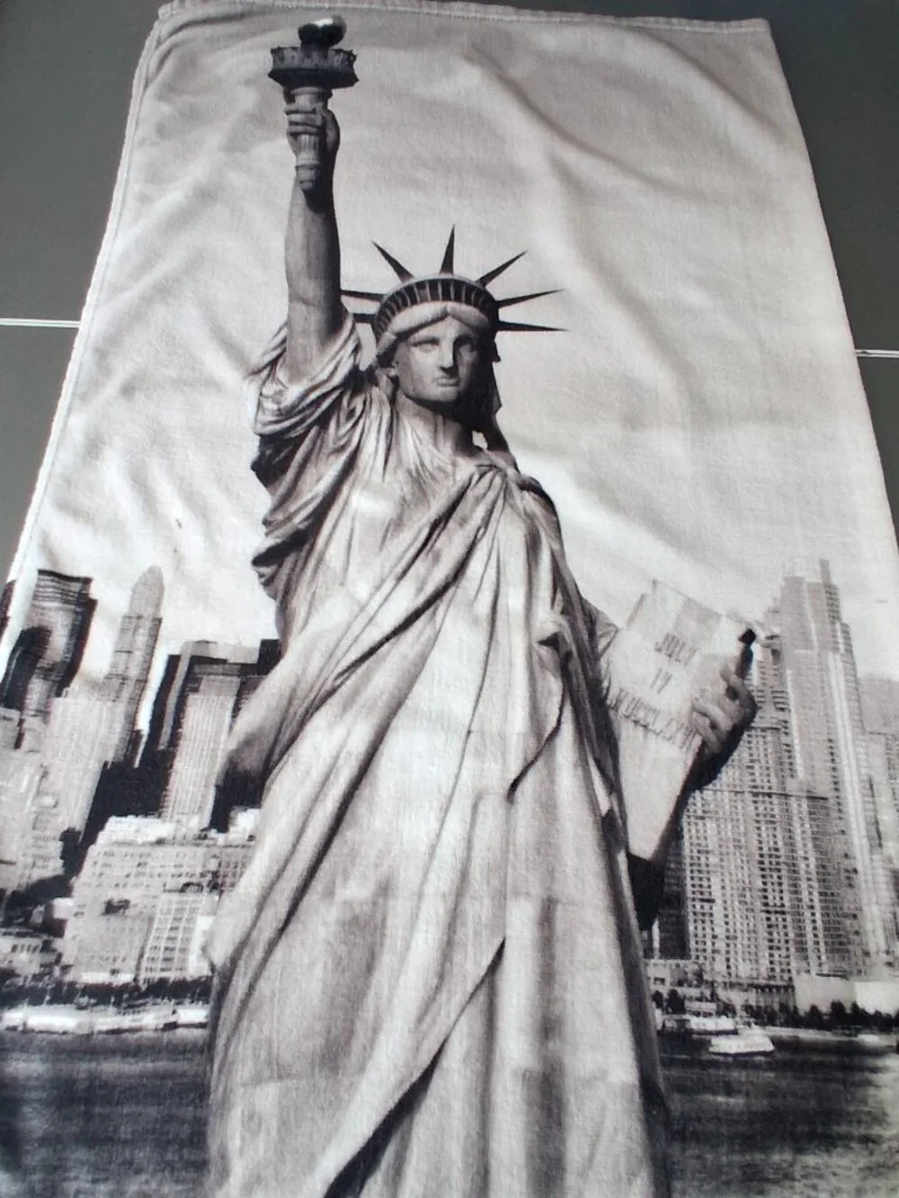 Fleece Blanket=New York City
